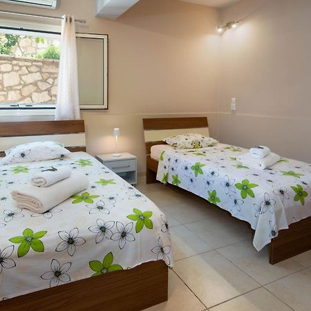 Villa Avgerini Paxos Гайос Екстериор снимка