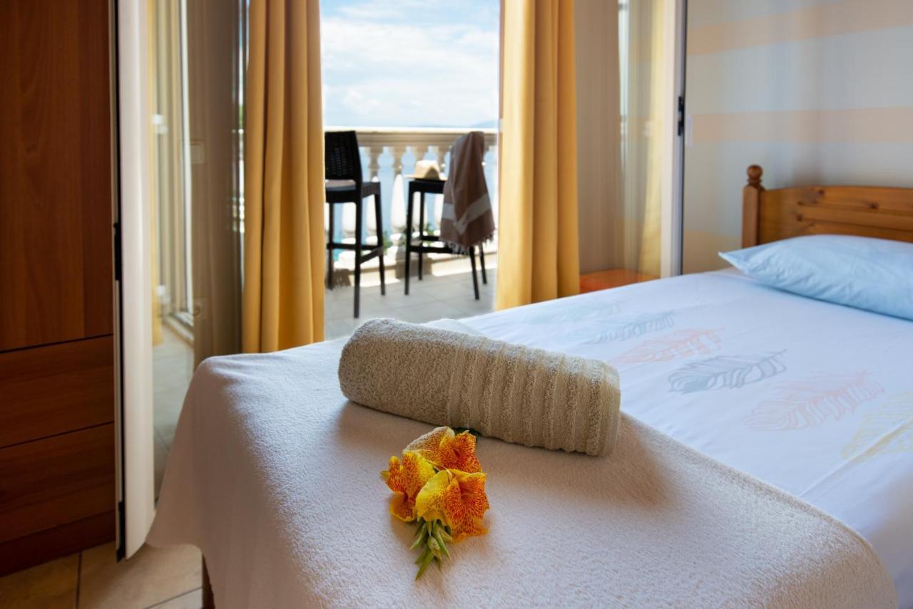Villa Avgerini Paxos Гайос Екстериор снимка