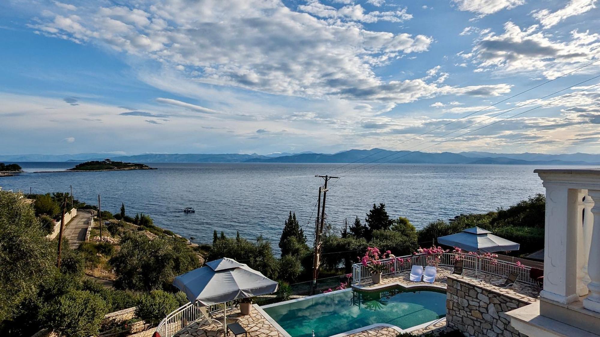 Villa Avgerini Paxos Гайос Екстериор снимка