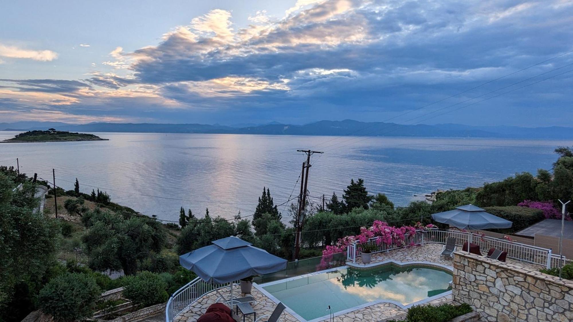 Villa Avgerini Paxos Гайос Екстериор снимка