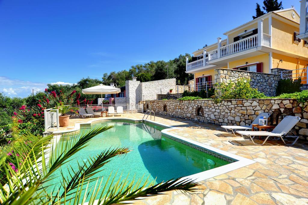 Villa Avgerini Paxos Гайос Екстериор снимка